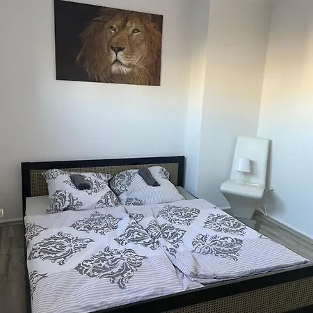 Quarto em Acomodações Particulares Schoene Zentrale In *