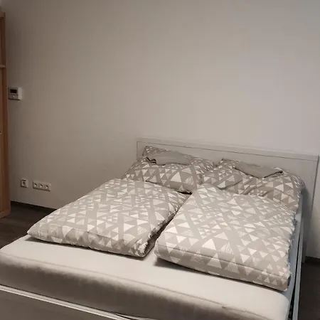 Homestay Schoene Zentrale Zimmer In *
