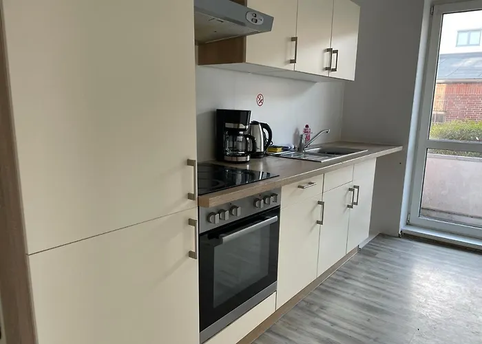 Schoene Zentrale In * ヴィルヘルムスハーフェン